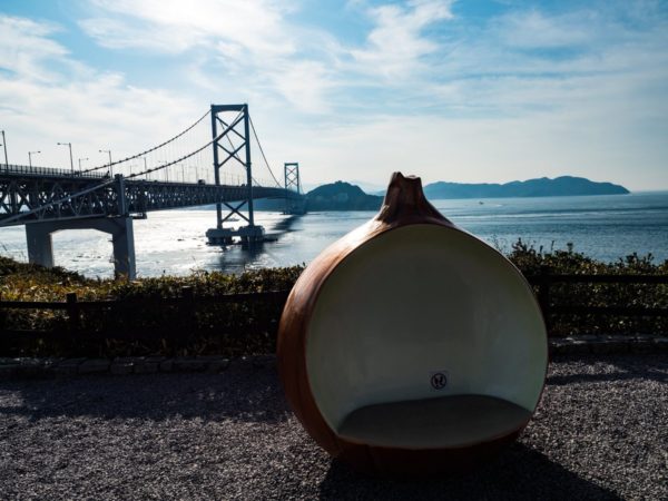 玉ねぎモニュメント